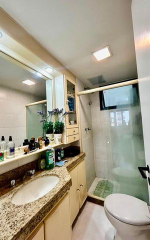 Apartamento à venda com 89m², 2 quartos e 1 vaga Apartamento à venda com 89m², 2 quartos e 1 vagaBanheiro