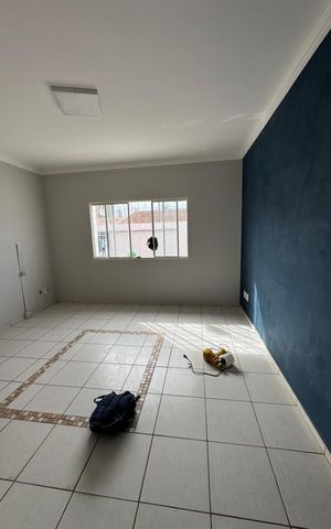 Casa para alugar com 210m², 2 quartos e 2 vagasSala