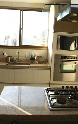 Apartamento à venda com 140m², 4 quartos e 2 vagasCozinha