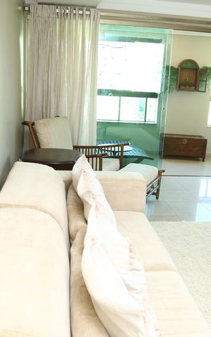 Apartamento à venda com 140m², 4 quartos e 2 vagasSala