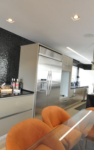 Casa de condomínio à venda com 515m², 4 quartos e 5 vagasCozinha