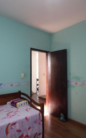 Casa de condomínio para alugar com 376m², 4 quartos e 5 vagasQuarto 