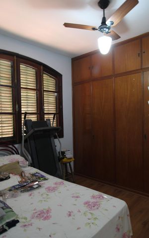 Casa de condomínio para alugar com 376m², 4 quartos e 5 vagasSuíte 1