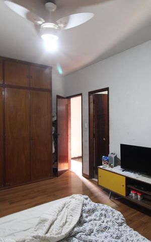 Casa de condomínio para alugar com 376m², 4 quartos e 5 vagasSuíte 2