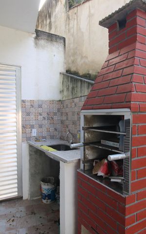 Casa de condomínio para alugar com 376m², 4 quartos e 5 vagasChurrasqueira