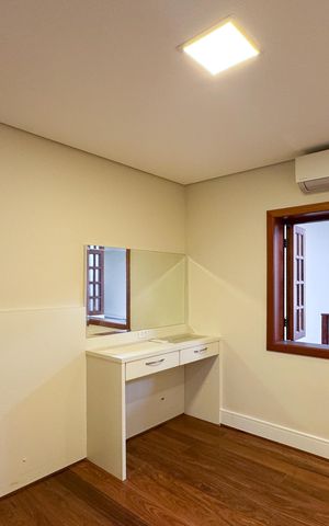 Casa para alugar com 400m², 3 quartos e 5 vagas Casa para alugar com 400m², 3 quartos e 5 vagasQuarto 1
