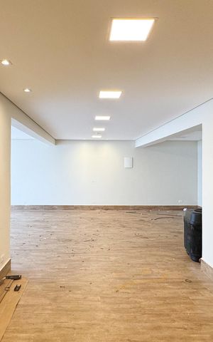Casa para alugar com 400m², 3 quartos e 5 vagas Casa para alugar com 400m², 3 quartos e 5 vagasGaragem