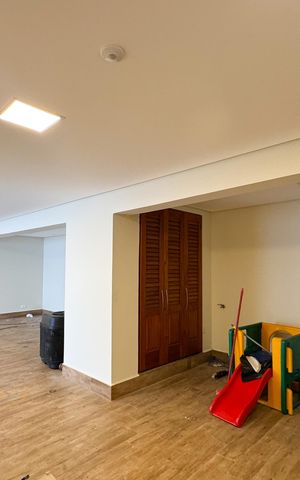 Casa para alugar com 400m², 3 quartos e 5 vagas Casa para alugar com 400m², 3 quartos e 5 vagasGaragem