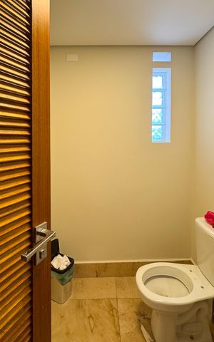 Casa para alugar com 400m², 3 quartos e 5 vagas Casa para alugar com 400m², 3 quartos e 5 vagasLavabo 2