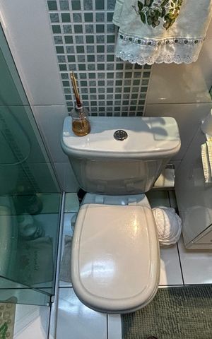 Apartamento à venda com 120m², 2 quartos e 1 vaga Apartamento à venda com 120m², 2 quartos e 1 vagaBanheiro