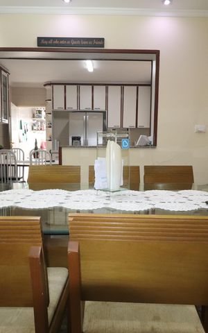 Casa à venda com 252m², 3 quartos e 3 vagasCopa