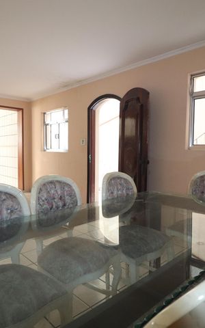 Casa à venda com 252m², 3 quartos e 3 vagasSalão de Festas