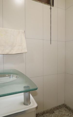 Casa à venda com 252m², 3 quartos e 3 vagasLavabo
