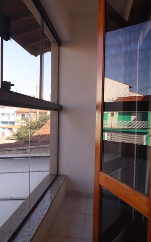 Casa à venda com 252m², 3 quartos e 3 vagasVaranda Quarto 1 suíte
