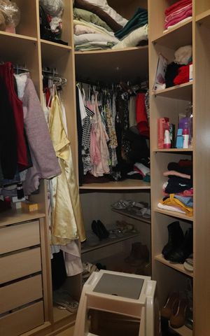 Casa à venda com 252m², 3 quartos e 3 vagasCloset Quarto 1 suíte