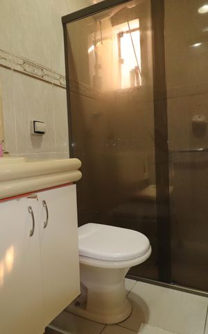 Casa à venda com 252m², 3 quartos e 3 vagasBanheio 2