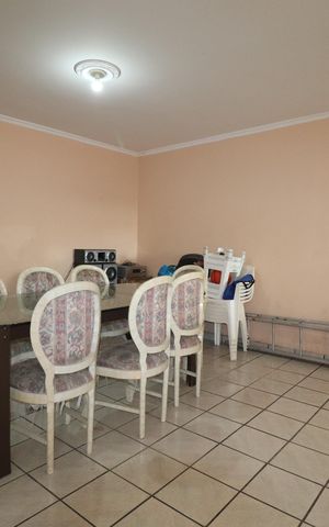 Casa à venda com 252m², 3 quartos e 3 vagasSalão de Festas