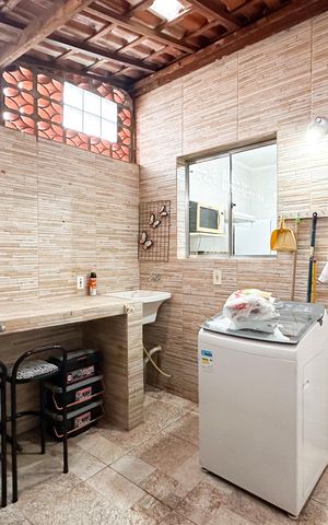 Casa de condomínio à venda com 74m², 2 quartos e 1 vaga Casa de condomínio à venda com 74m², 2 quartos e 1 vagaÁrea de Serviço