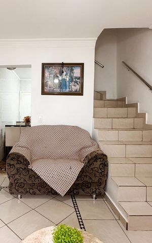 Casa de condomínio à venda com 74m², 2 quartos e 1 vaga Casa de condomínio à venda com 74m², 2 quartos e 1 vagaSala