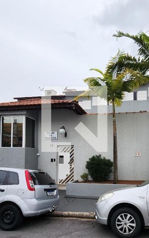 Casa de condomínio à venda com 74m², 2 quartos e 1 vaga Casa de condomínio à venda com 74m², 2 quartos e 1 vagaFachada