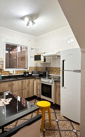 Casa de condomínio à venda com 74m², 2 quartos e 1 vaga Casa de condomínio à venda com 74m², 2 quartos e 1 vagaCozinha