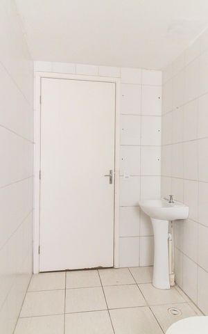 Apartamento para alugar com 49m², 2 quartos e sem vagaBanheiro