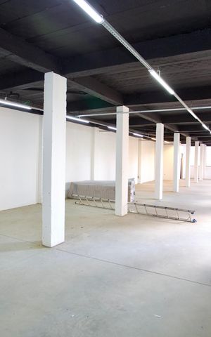 Casa para alugar com 776m², 3 quartos e 2 vagasSalão de Festas
