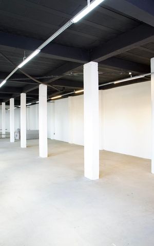Casa para alugar com 776m², 3 quartos e 2 vagasSalão de Festas