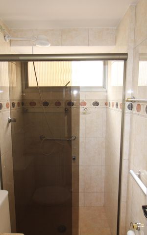 Apartamento para alugar com 65m², 2 quartos e 1 vagaBanheiro