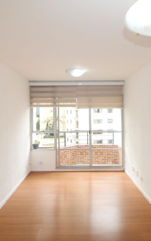 Apartamento para alugar com 65m², 2 quartos e 1 vagaSala
