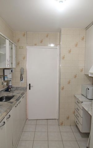 Apartamento para alugar com 65m², 2 quartos e 1 vagaCozinha / Área de Serviço