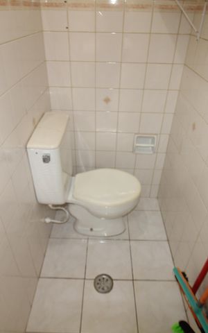 Apartamento para alugar com 65m², 2 quartos e 1 vagaÁrea de Serviço - Banheiro