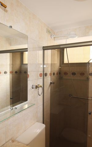 Apartamento para alugar com 65m², 2 quartos e 1 vagaBanheiro
