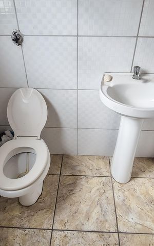 Casa à venda com 200m², 3 quartos e 1 vaga Casa à venda com 200m², 3 quartos e 1 vagaBanheiro do Terraço