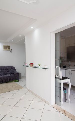 Apartamento à venda com 68m², 2 quartos e 1 vaga Apartamento à venda com 68m², 2 quartos e 1 vagaSala
