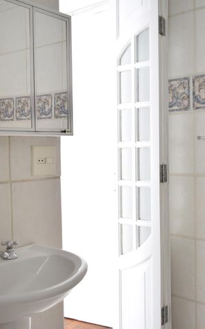 Apartamento à venda com 112m², 2 quartos e 2 vagasBanheiro da Suíte