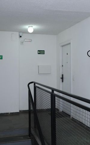 Apartamento para alugar com 51m², 3 quartos e sem vagaÁrea comum - Saguão do andar