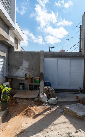 Apartamento à venda com 33m², 1 quarto e sem vaga Apartamento à venda com 33m², 1 quarto e sem vagaÁrea externa