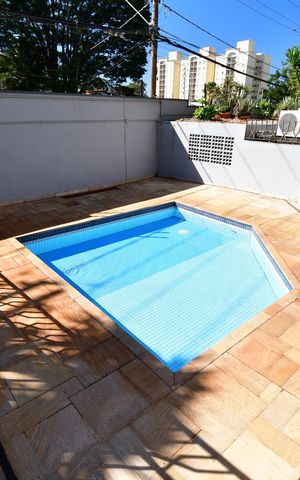 Apartamento para alugar com 249m², 4 quartos e 2 vagasÁrea comum - Piscina