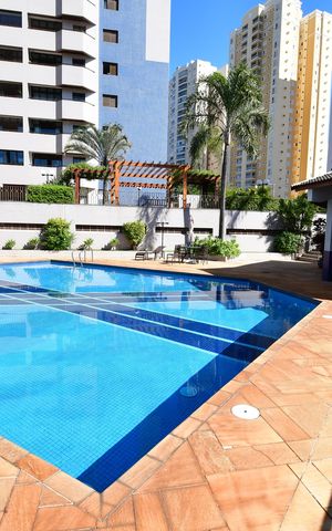 Apartamento para alugar com 249m², 4 quartos e 2 vagasÁrea comum - Piscina