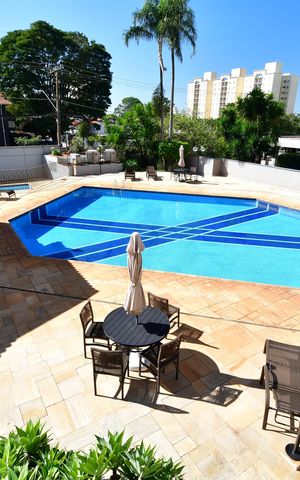 Apartamento para alugar com 249m², 4 quartos e 2 vagasÁrea comum - Piscina