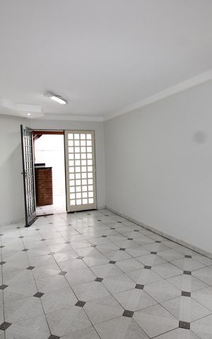 Casa à venda com 239m², 3 quartos e 3 vagasSalão