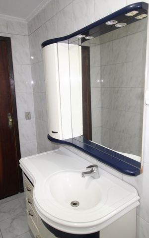 Casa à venda com 239m², 3 quartos e 3 vagasBanheiro da Suíte 3