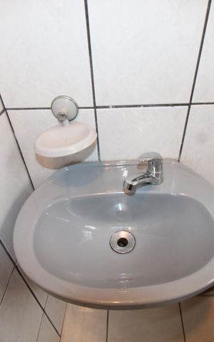 Casa à venda com 239m², 3 quartos e 3 vagasLavabo