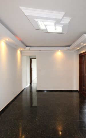 Casa à venda com 239m², 3 quartos e 3 vagasSala