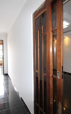 Casa à venda com 239m², 3 quartos e 3 vagasHall de entrada