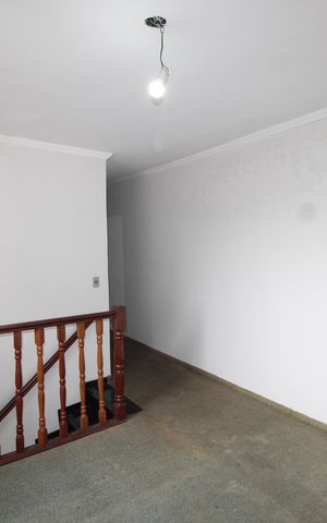 Casa à venda com 239m², 3 quartos e 3 vagasSala 2