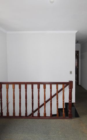 Casa à venda com 239m², 3 quartos e 3 vagasSala 2