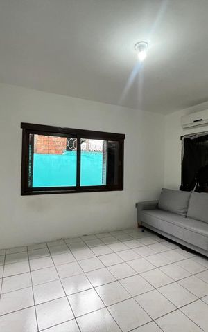 Casa à venda com 76m², 2 quartos e 3 vagas