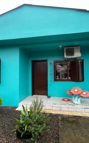 Casa à venda com 76m², 2 quartos e 3 vagas
